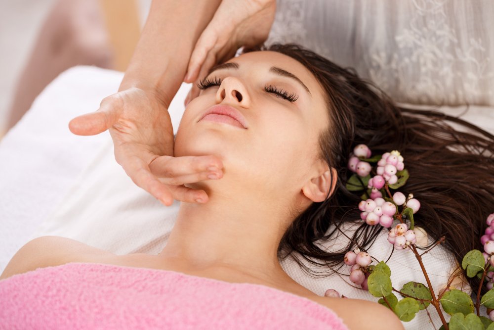 Permanent Eyelash Lifting & Curling