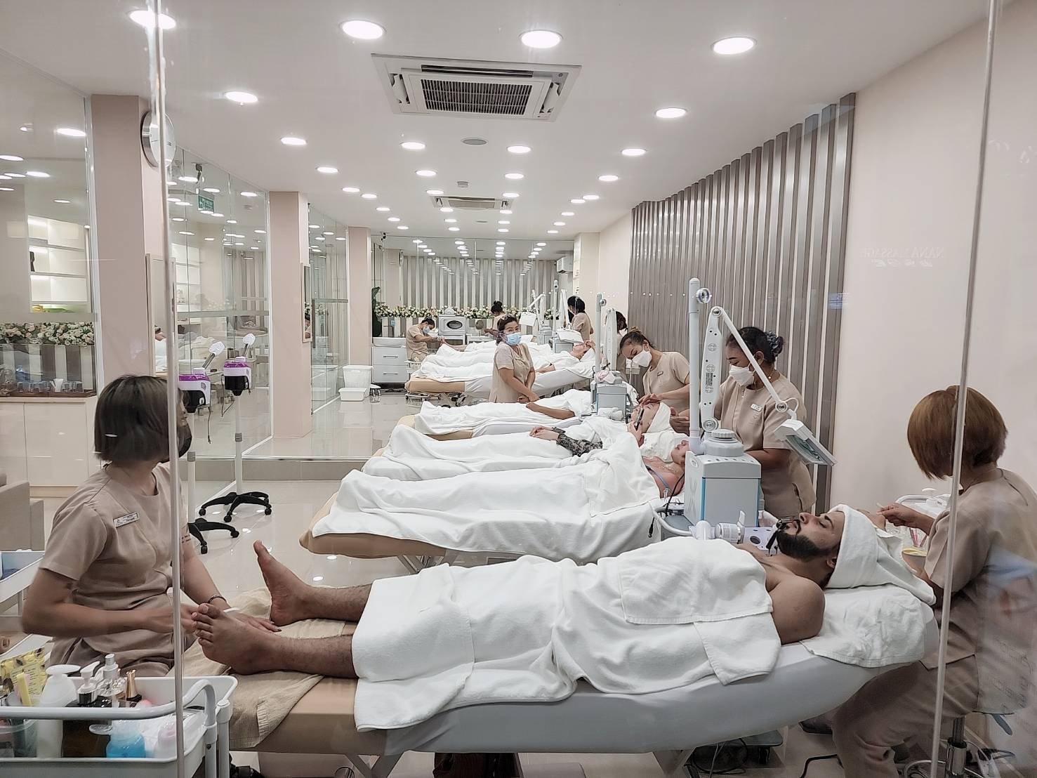 Salima Massage & Beauty 1 - Beauty Corner