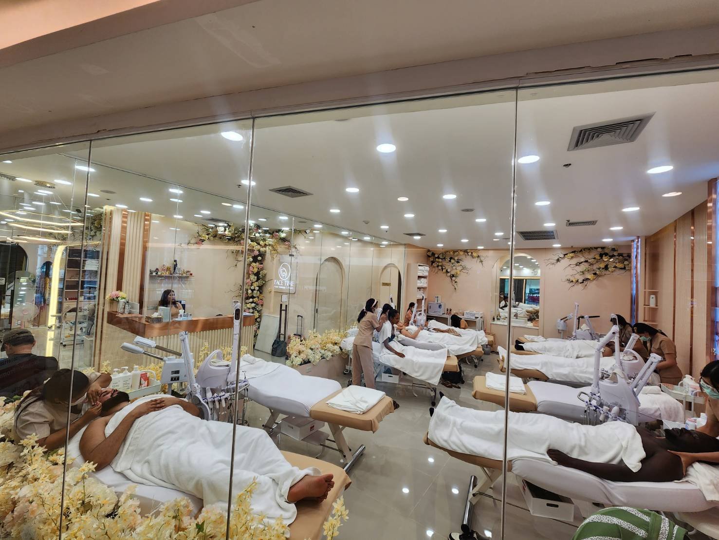 Relaxing Beauty Space