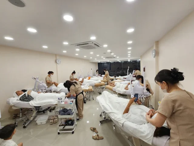 Waxing Phuket: Your Complete Guide to Smooth, Beautiful Skin in Patong