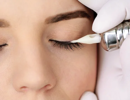 Close-up of full, natural-looking eyelash extensions applied at SALIMA Massage & Beauty in Patong